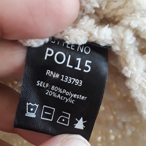 POL pullover sweater with hoodie - Picture 7 of 9